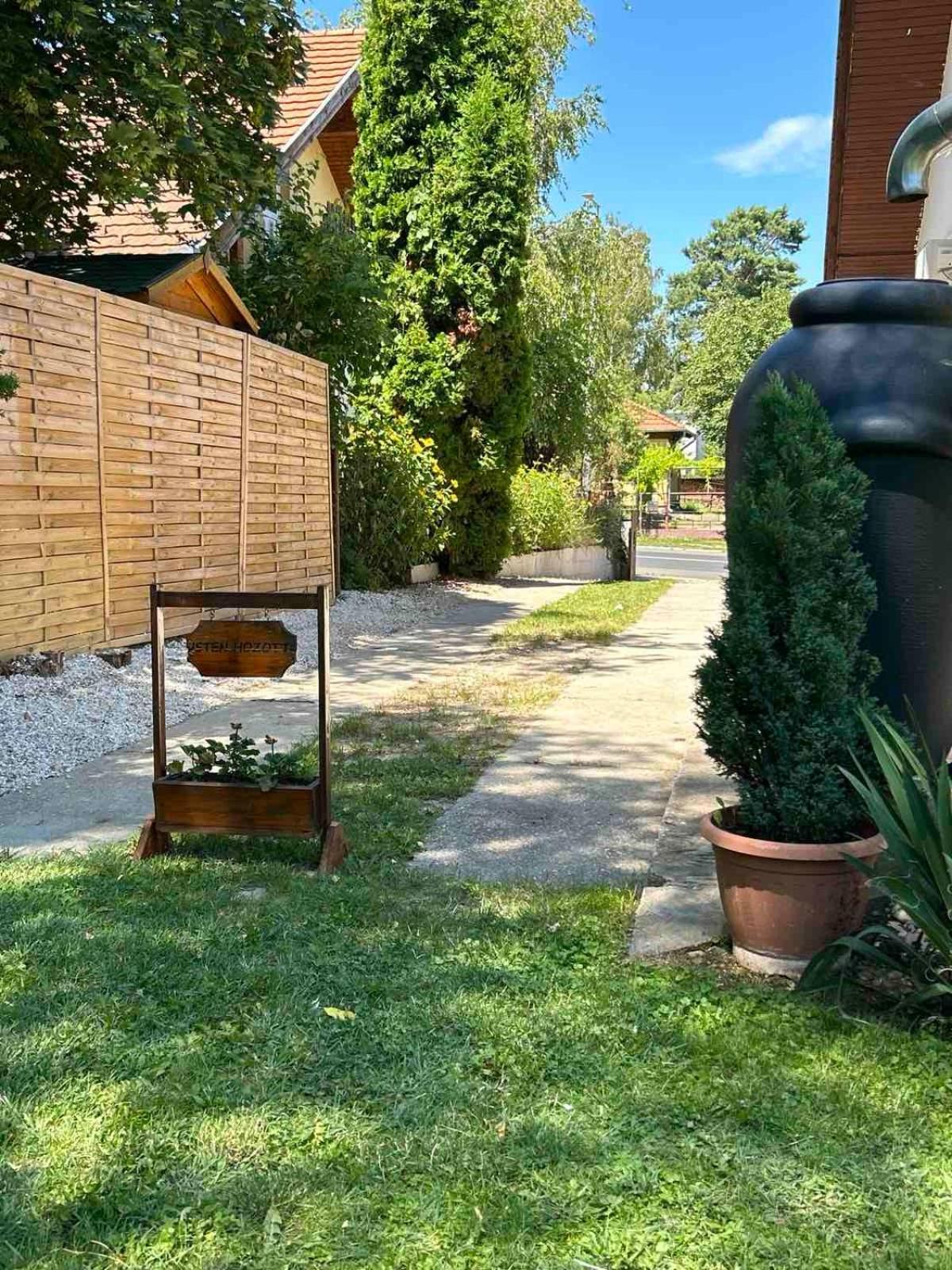 Levendula Vendégház Balatonföldvár Extérieur photo